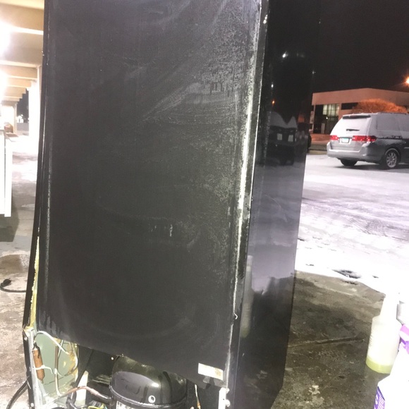 Mini refrigerator - Picture 2 of 4